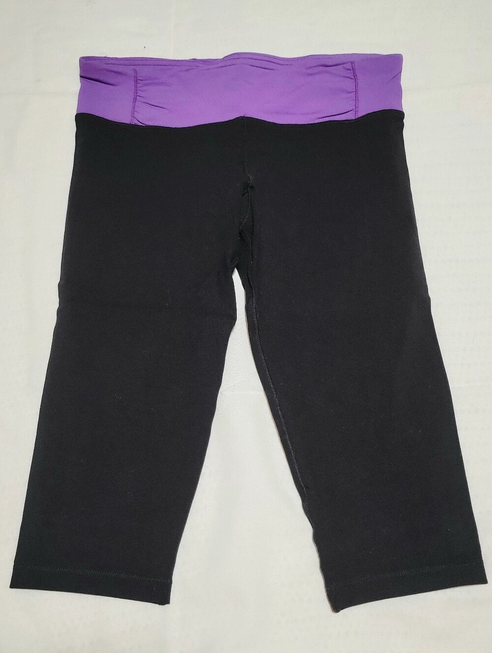 Calvin Klein Performance Capri Leggings Size M